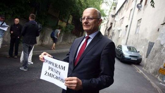 Od lipca część ul. Żmigród zamknięta dla samochodów. Mieszkańcy urządzą to miejsce