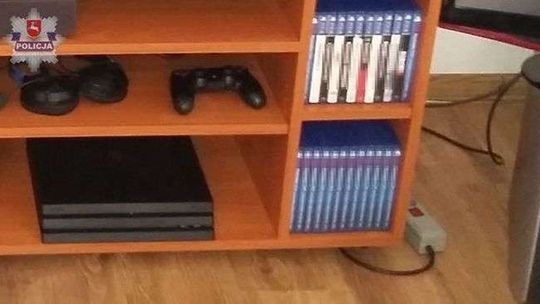 Od roku handlował pirackimi grami. Aż do mieszkania zapukali policjanci