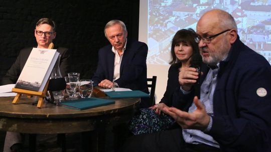 Od średniowiecza do współczesności. "Sztuka Lublina" pojawiła się na rynku