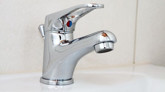 Odcięli wodę miejskiej spółce, bo nie płaciła rachunków. Prawie 500 tys. zł długu