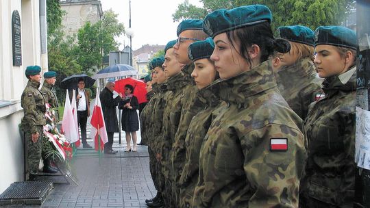 Odebrał sobie życie na znak protestu. Uczcili 75. rocznicę śmierci Szmula Zygielbojma