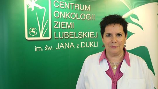 Odeszła w atmosferze skandalu. Prof. Starosławska wraca do COZL
