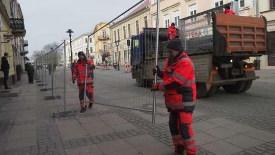 Odgrodzili część deptaka w Lublinie. Wkrótce duża zmiana [zdjęcia]