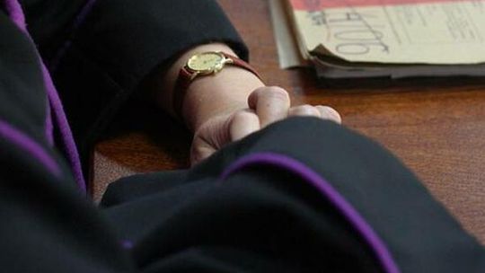 Odpuścił pijanemu kierowcy. Były policjant został skazany