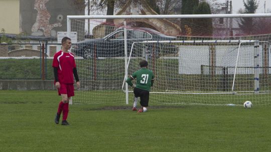 Odrabiali zaległości w bialskiej okręgówce, ŁKS i Kujawiak zamykają stawkę