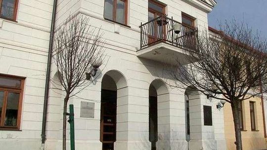 Oferty pracy w Białej Podlaskiej. Szukają naczelnika i księgowej