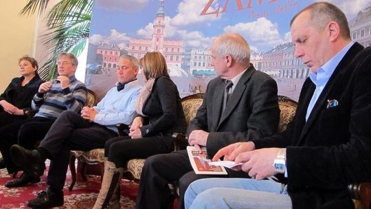 Ogień, woda, lasery i 3D: Znamy program Zamojskiego Festiwalu Kultury 2012