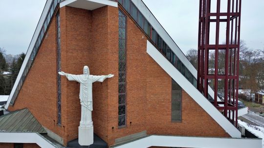 Ogień wrócił do kościoła przy Kunickiego. Na szczęście na krótko