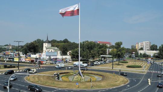 Ogromny maszt z flagą wielkości mieszkania stanie w centrum Lublina?