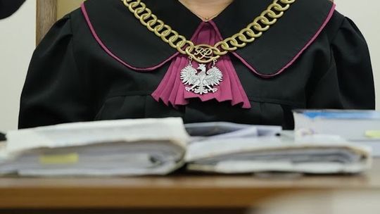 Ojciec zaatakowany nożem przez syna. Mimo to w sądzie uratował go od długiego więzienia