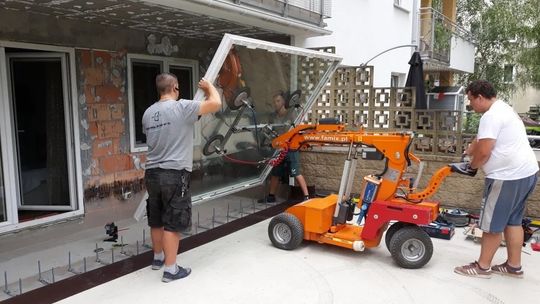 Okna PCV. Na co zwrócić uwagę przy wyborze lokalnego producenta?