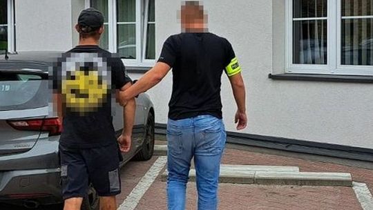 Okradł ich, gdy spali. Wszedł przez otwarte okno