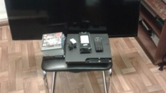 Okradł sąsiadkę, która zaprosiła go na Wigilię