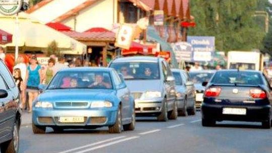 Okuninka. Będą opłaty za parkowanie nad jeziorem Białym