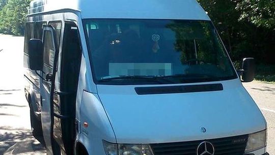 Okuninka: Kierowca busa zatrzymany za jazdę po alkoholu