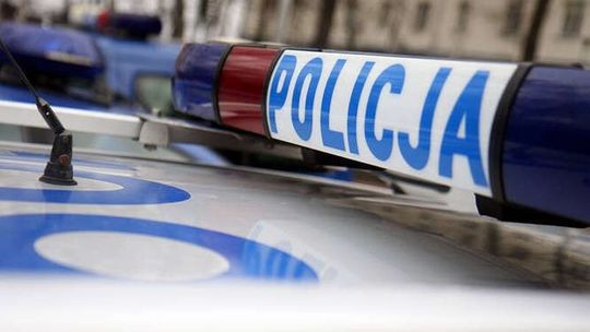 Okuninka: Przyjechały poimprezować nad jeziorem. Dziecko zostawiły w aucie