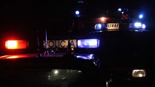 Olbrzymi karambol na DK 8. Na moście zderzyło się sześć tirów i trzy osobówki