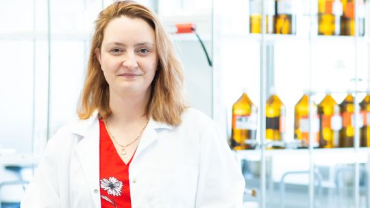 Opanuj chemiczne tajemnice wielkiej miłości. Poznaj zasady "poruszeń serca" i "świecenia" zakochanych 