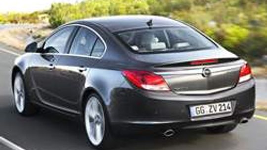 Opel insignia (nr 17) - 222 głosy