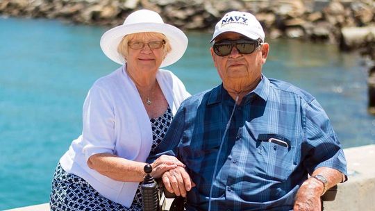 Opieka osób starszych – praca tylko dla kobiet?