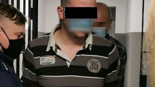 Opole Lubelskie: 28-latek ugodził nożem mężczyznę