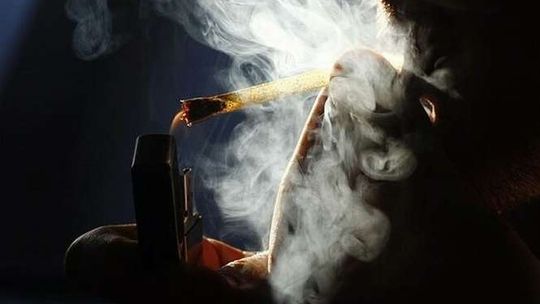 Opole Lubelskie: kupili od kolegi marihuanę, trafili do szpitala