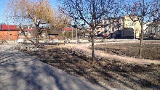 Opole Lubelskie. Osiedle odnowione, czekają na oświetlenie