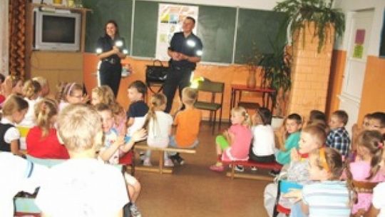 Opole Lubelskie: Policjanci w szkole