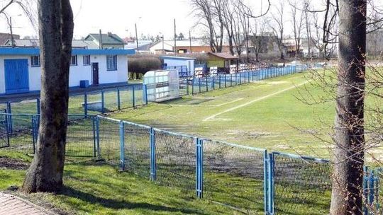 Opole Lubelskie: Stadion zmienia oblicze
