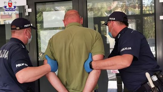 Opole Lubelskie. Wymachiwał maczetą pod sklepem. Na koncie ma też inne sprawki