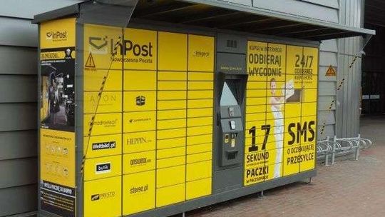 Opóźnione przesyłki, 120 osób w kolejce na infolinii. InPost: "Prosimy o cierpliwość"