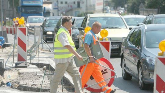 Opóźniony remont skrzyżowania na al. Solidarności