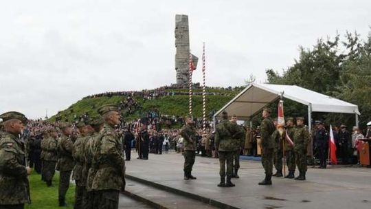 Orlęta już zaprzysiężone. 654 studentów z trzech uczelni wojskowych