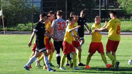 Orlęta Łuków – Lutnia Piszczac 4:0 Wystrzeliły szampany