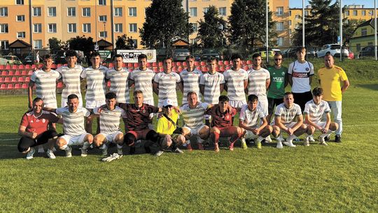 Orlęta Łuków nie wygrały ligi, ale cieszą się z awansu