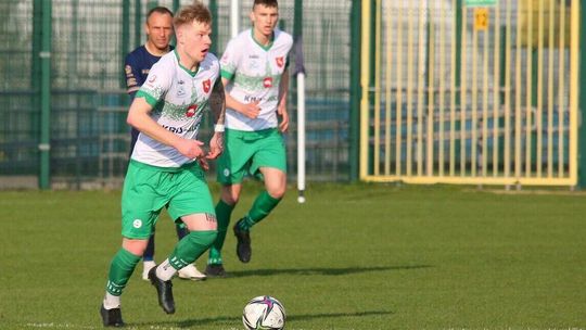 Orlęta Spomlek mają za sobą dwa sparingi. Wygrana z Huraganem, porażka ze Świtem