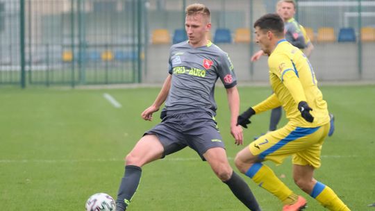 Orlęta Spomlek – Stal Stalowa Wola 4:3. Wygrana w dziesiątkę i cień nadziei