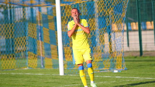 Orlęta Spomlek wyciągnęły wynik z 0:2 na 3:2 i wygrały z Avią, Tomasovia tylko na remis z Wólczanką Orlęta Spomlek wyciągnęły wynik z 0:2 na 3:2 i wygrały z Avią, Tomasovia tylko na remis z Wólczanką