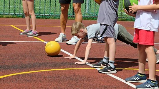 Orliki do remontu z pomocą ministerstwa. Ale jest warunek 