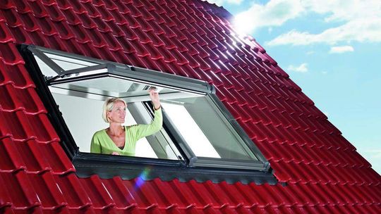 Oryginalne rozwiązanie funkcjonalne - okno dachowe Designo R7