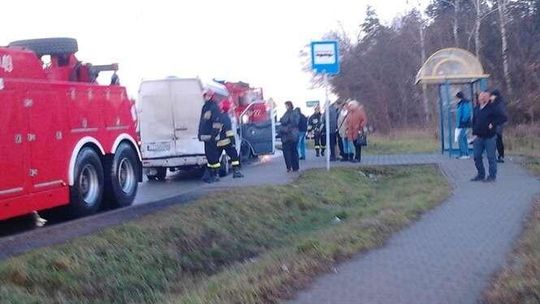 Osiedle Borek: Zderzenie ciężarówki z busem pasażerskim