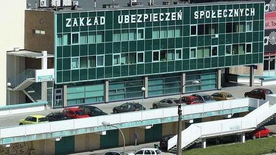 Osiem nowych ognisk. To urząd pracy w Tomaszowie Lubelskim, parafia we Włodawie i ZUS w Lublinie