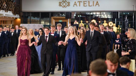 Ostatni swobodny wieczór przed maturą. Studniówka ZS nr 1 im. Władysława Grabskiego w Lublinie