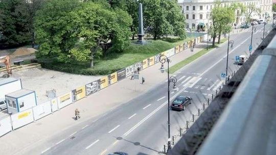 Ostatnia okazja na jazdę po takim Krakowskim. Wkrótce zagrodzą ulicę. Powstanie deptak