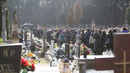 Ostatnie pożegnanie tragicznie zmarłej rodziny z Idalina [zdjęcia]