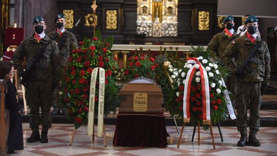 Ostatnie pożegnanie Zdzisława Podkańskiego, byłego ministra kultury [zdjęcia]