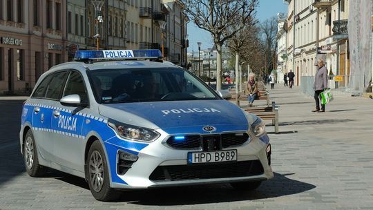 Ostatniej doby policja sprawdziła 133 tys. osób na kwarantannie. Nie wszyscy stosowali się do zaleceń