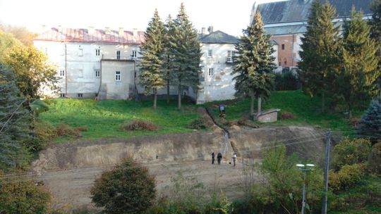 Ostre słowa o inwestycji proboszcza. Społeczny opiekun zabytków porównuje do "polityki komunistów"