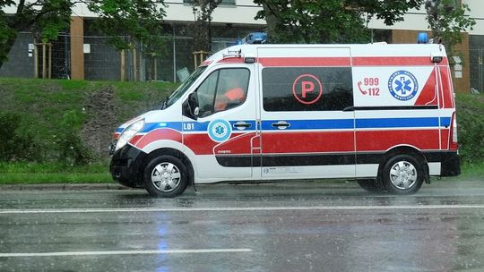 Ostrze piły raniło 56-latka. Podobnych zgłoszeń w powiecie chełmskim było więcej