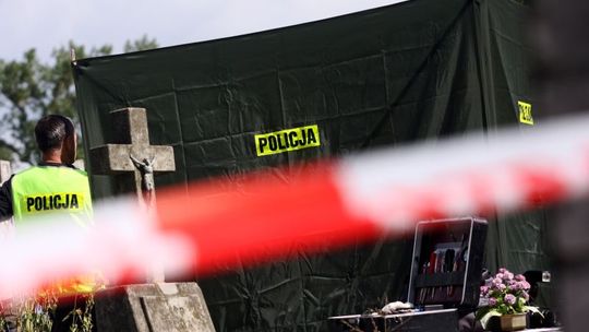 Oświadczenie Kurii w Lublinie: Spalone zwłoki księdza na cmentarzu w Łopienniku Nadrzecznym